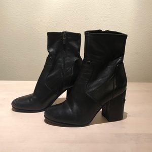 Via Spiga Black Leather Boots